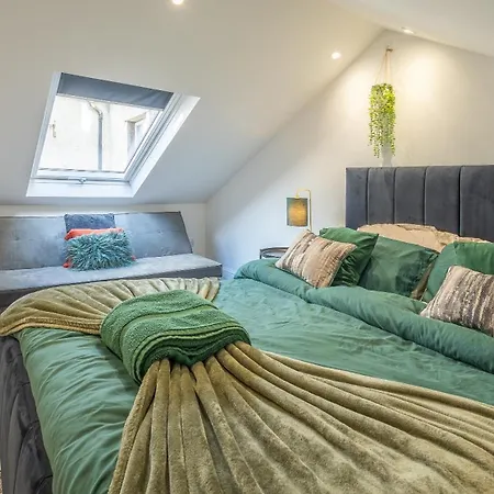 Wee Toad Hole Heart Of - Sleeps 4-6 - Dogs Welcome *