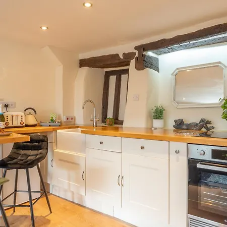 Wee Toad Hole Heart Of - Sleeps 4-6 - Dogs Welcome * Kendal